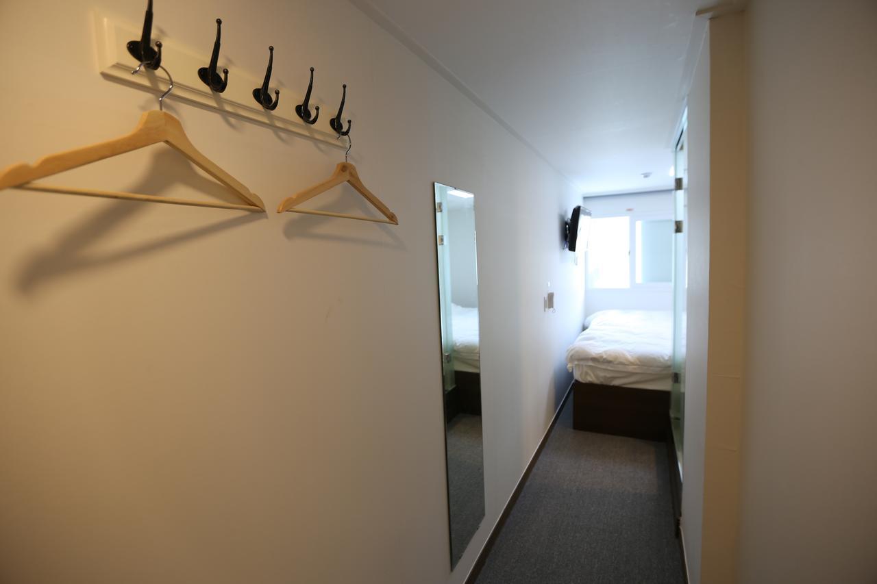 Philstay Myeongdong Central Hotel Seoul Exterior photo