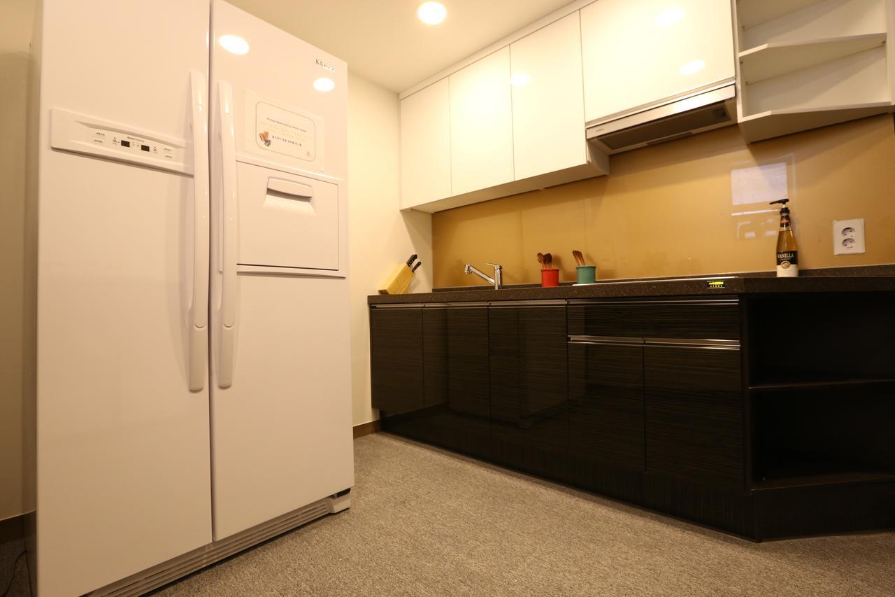 Philstay Myeongdong Central Hotel Seoul Exterior photo